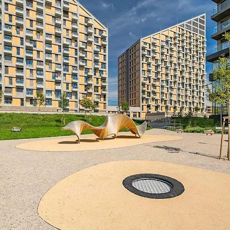 Apartman With Free Garage Parking