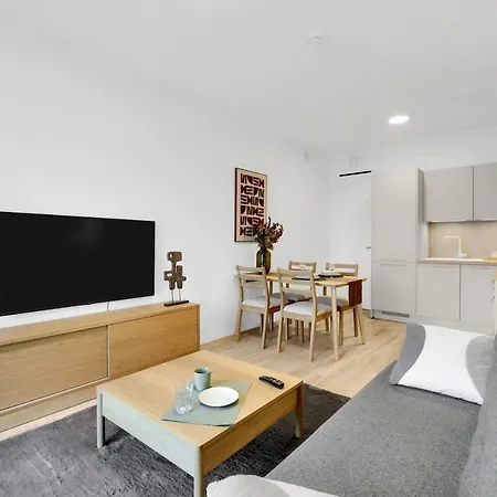 Apartman With Free Garage Parking Pozsony
