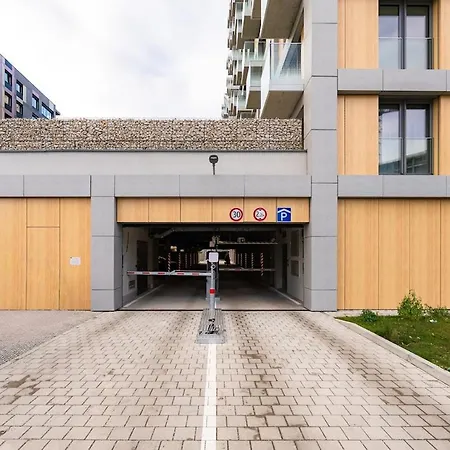 With Free Garage Parking Apartman Pozsony