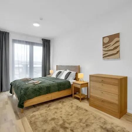 Apartman With Free Garage Parking *