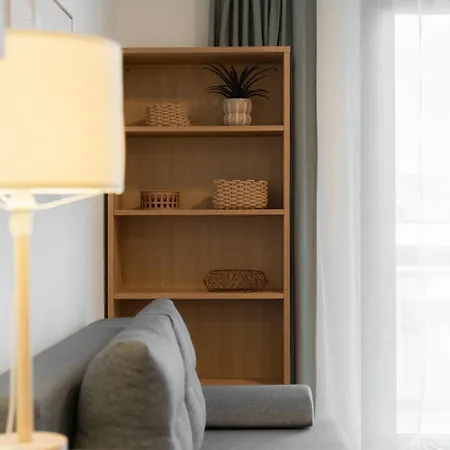Apartman With Free Garage Parking